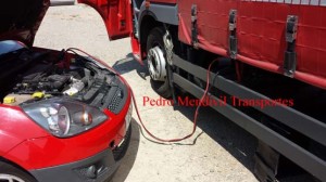 puente entre baterias de coche y camion